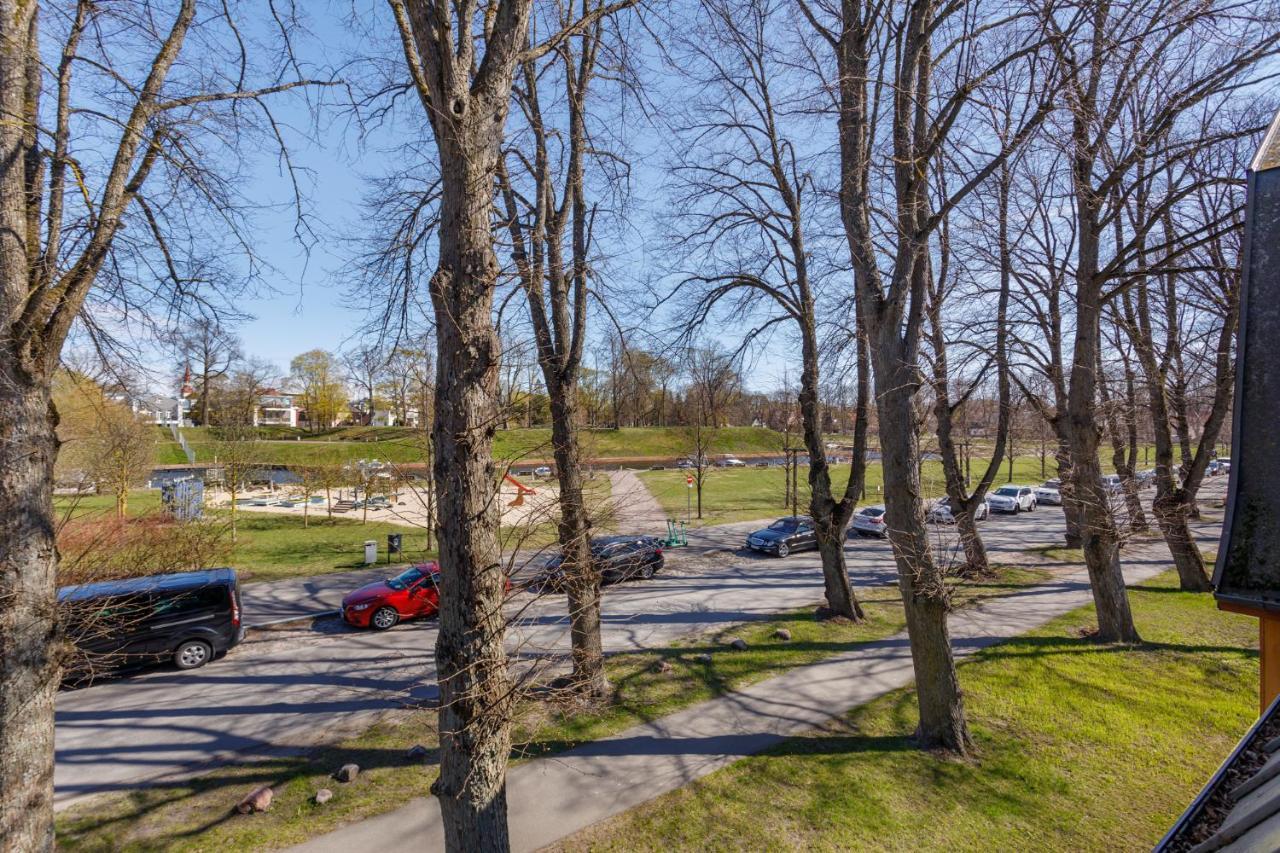 Harbour Apartment Parnawa Zewnętrze zdjęcie